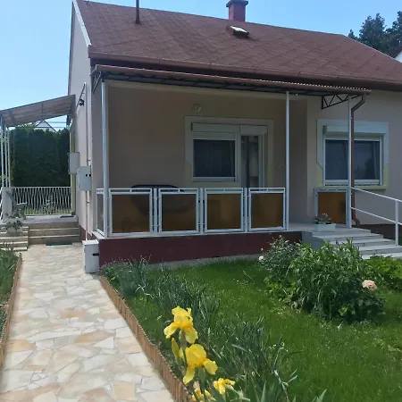 Mirjam Apartman Apartment *